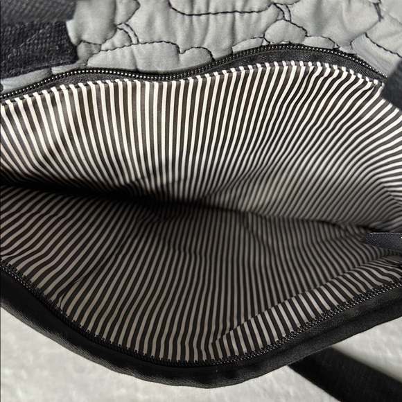 Thirty-one Floral Quilted Gray Laptop Bag - Picture 4 of 7